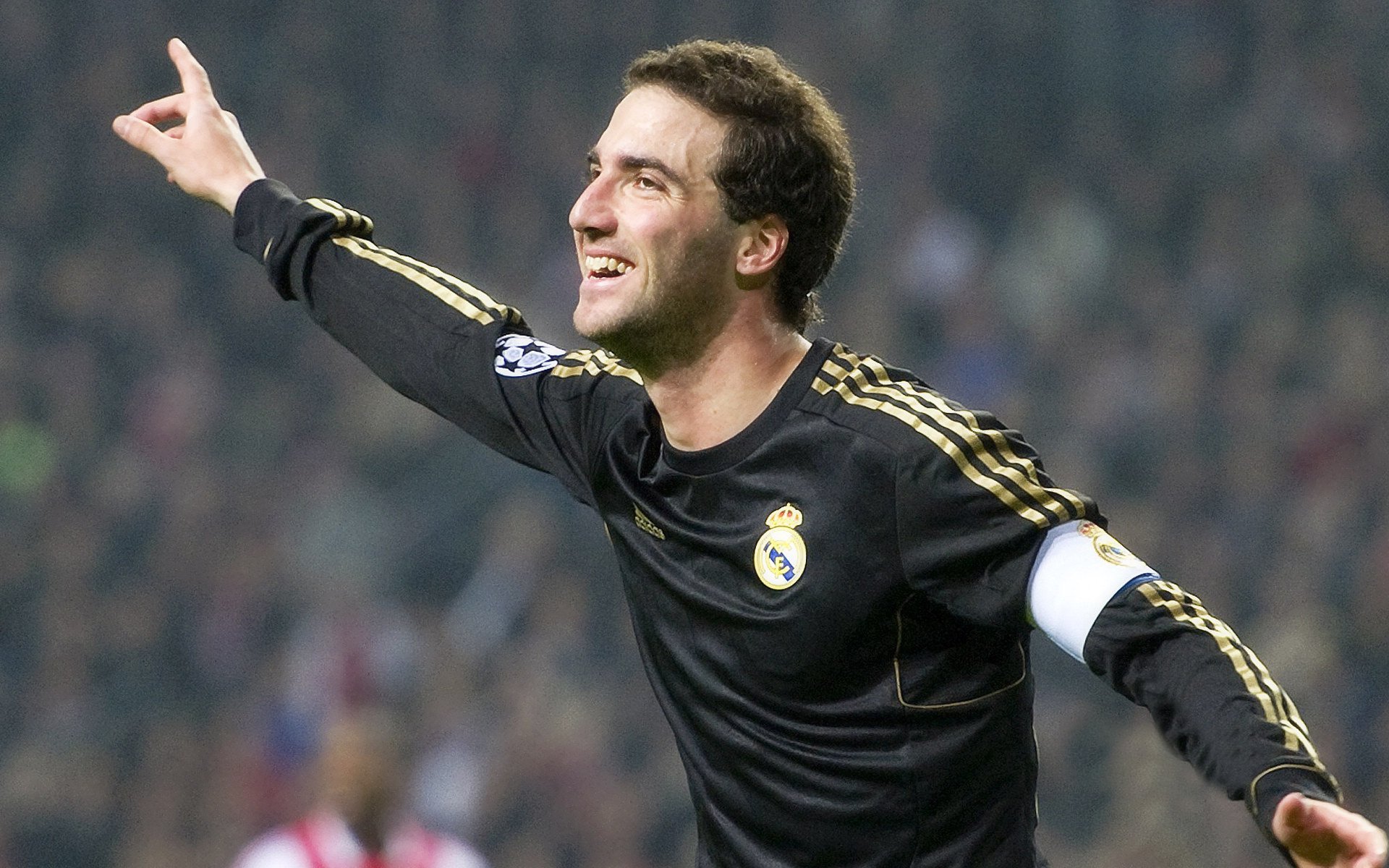 裁判误判致关键失误,联盟紧急启动复盘机制